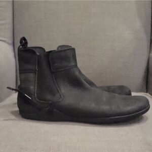 XeroShoes Chelsea Black Leather Boots